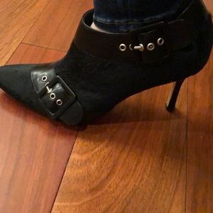 Manolo blahnik  short booties